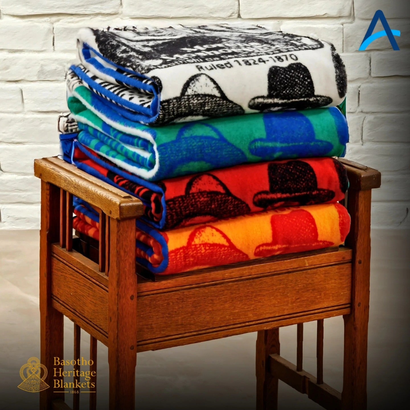 Basotho - Chabana sa Khomo | Black/Natural Blankets / Aranda