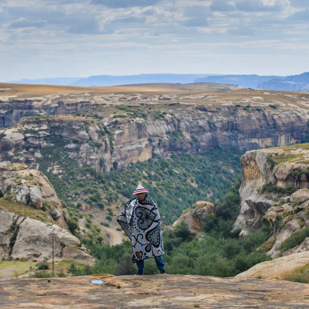 Seanamarena - Chromatic | Black / Natural / Cobalt Blankets / Basotho Heritage Blankets