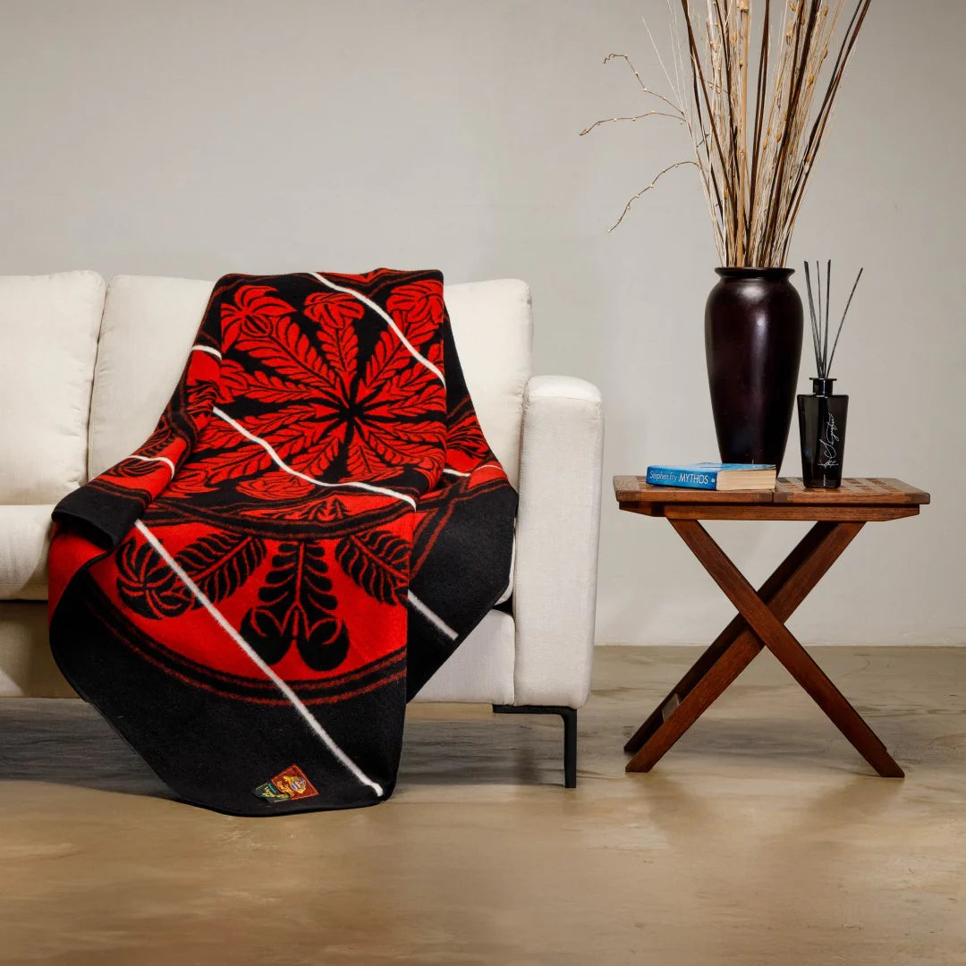 Victoria England - Crest | Black/Scarlet/Natural | Basotho Blanket Blankets / Aranda