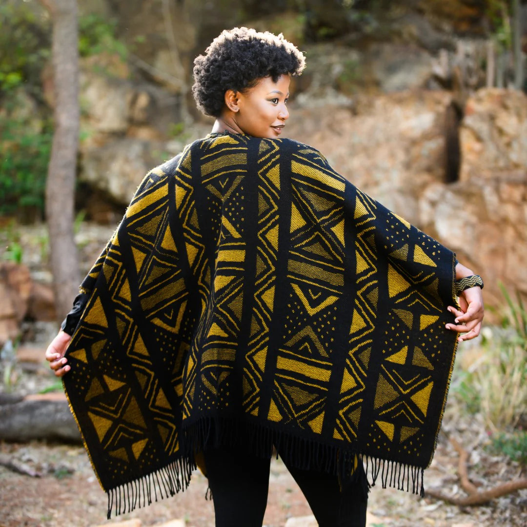 High Bulk Jacquard Wrap – Mud Cloth | Black/Mustard