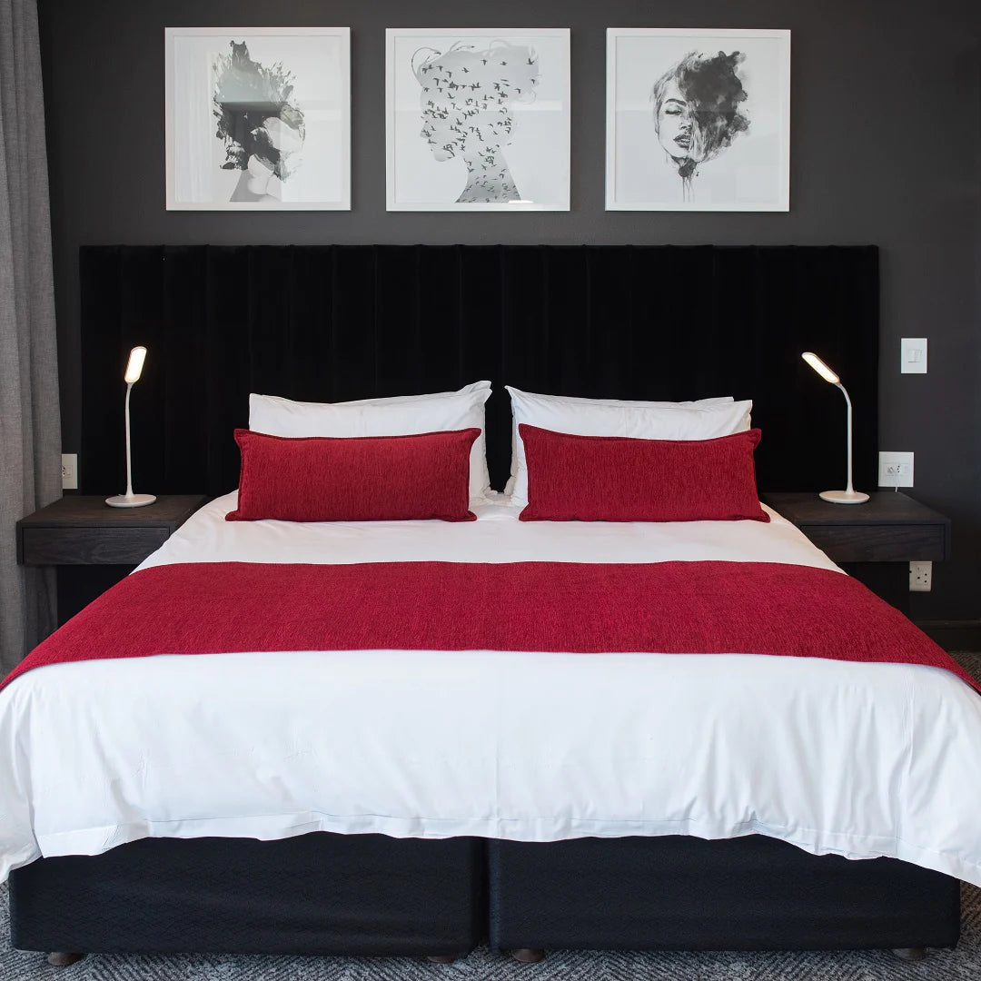 Chenille Runner - Plain | Paprika Blankets / Aranda