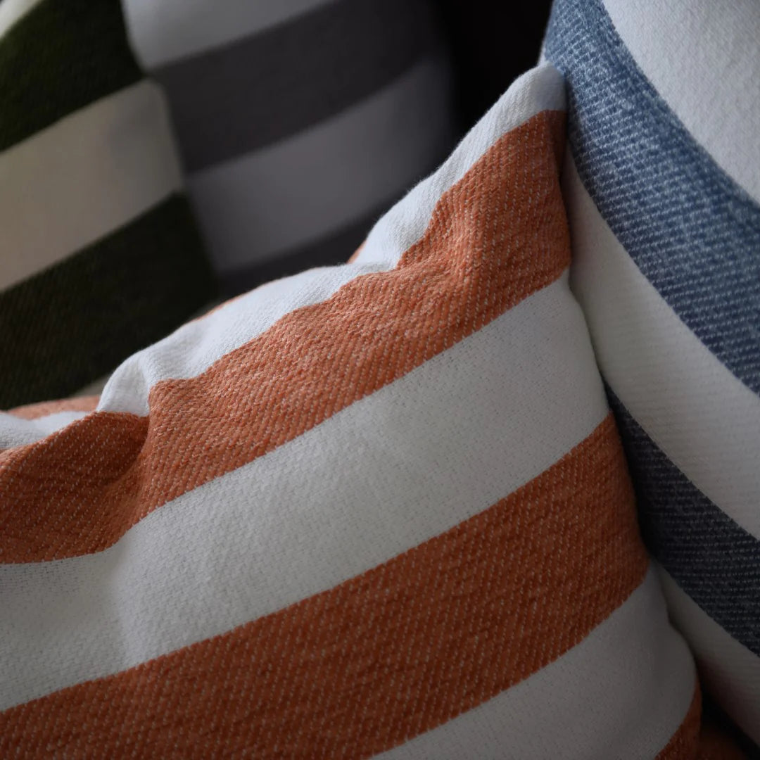 Protea Chenille Scatter – Canyon / White Scatter Pillow / Haven & Earth