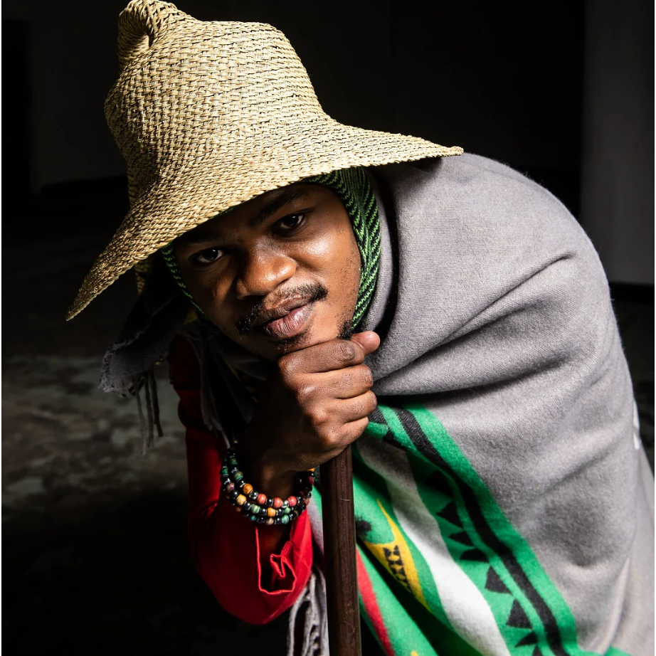 YBDC Throw - Lefokolodi | Iron/Apple Blankets / Aranda