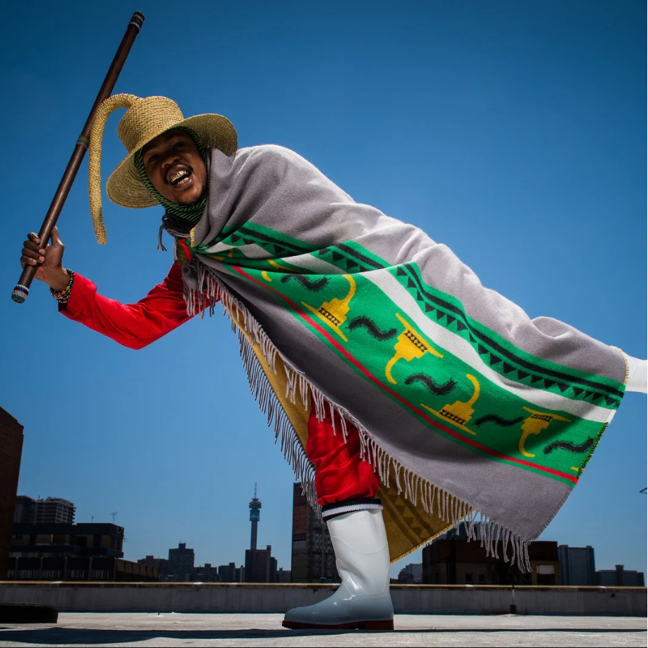 YBDC Throw - Lefokolodi | Iron/Apple Blankets / Aranda