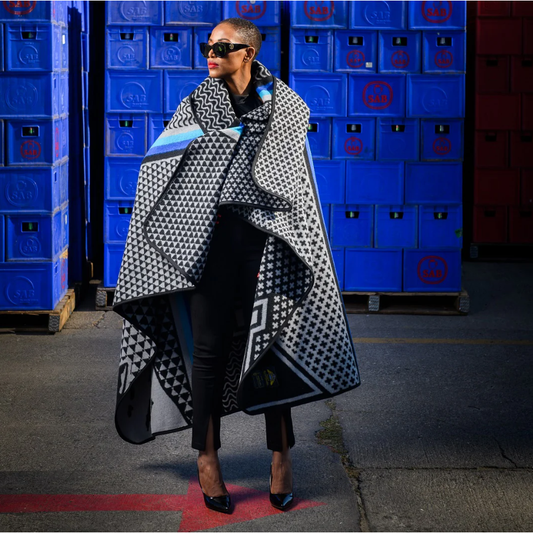 Kobo ea Poloko | Black/Light Grey/Royal Blankets / Aranda