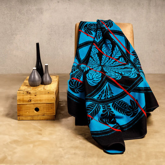 Victoria England - Crest | Black / Peacock / Scarlet Blankets / Aranda