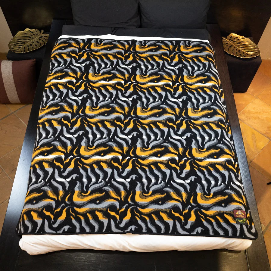 Victoria England - Flame | Black / Light Grey / Yolk Blankets / Aranda