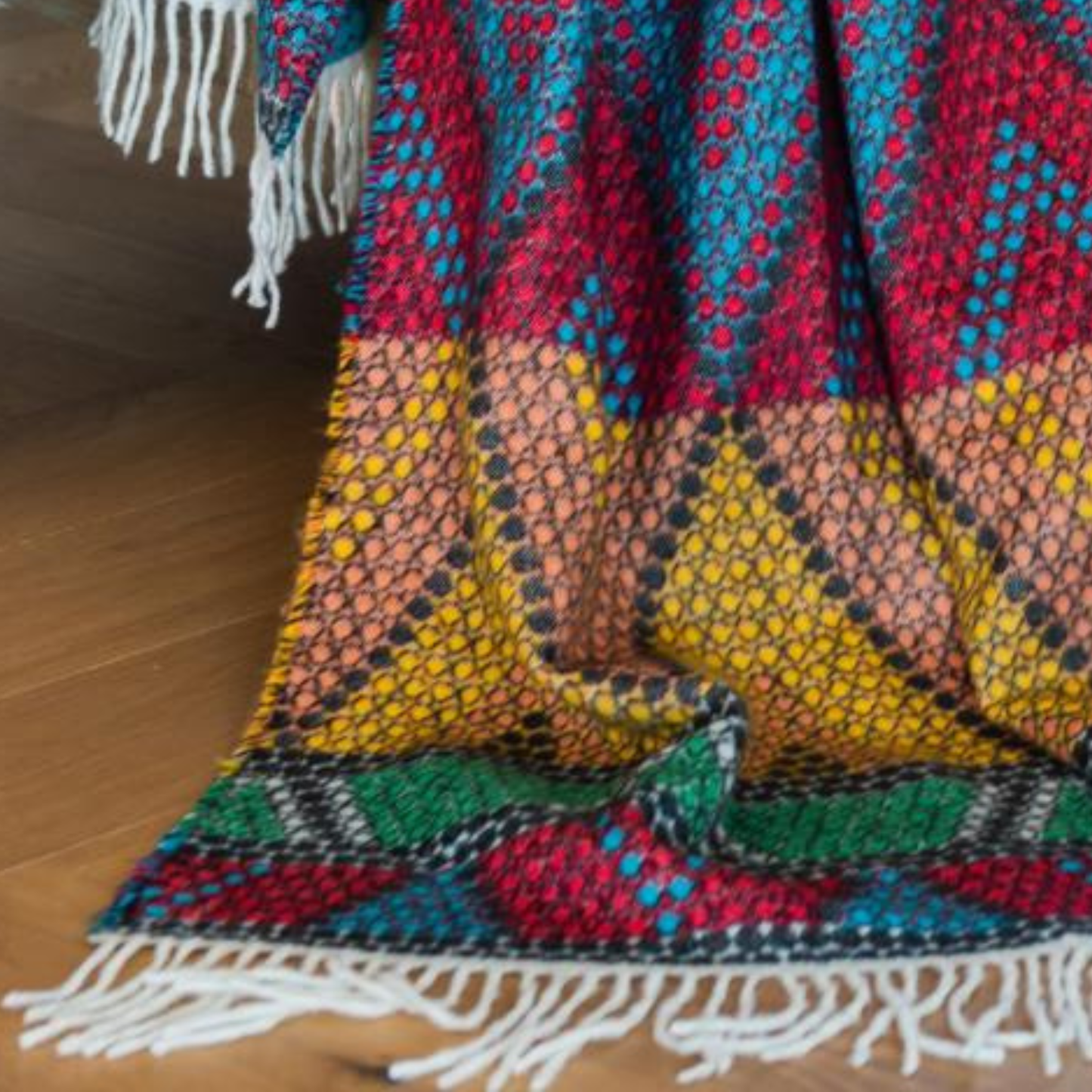 Zulu Beads Throw Blanket – My Africa Collection | Yellow – /Red African Geometry Blankets / Aranda