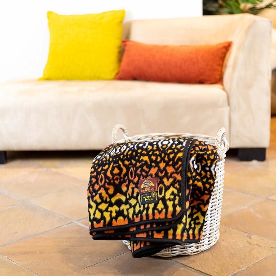 Victoria England - Skin | Black / Gold Blankets / Aranda