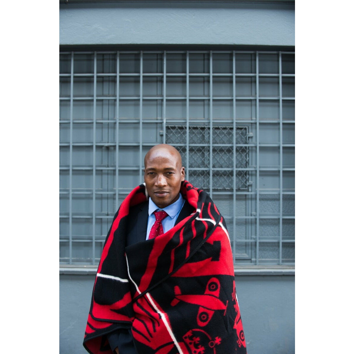 Victoria England - Spitfire | Scarlet / Natural Blankets / Aranda