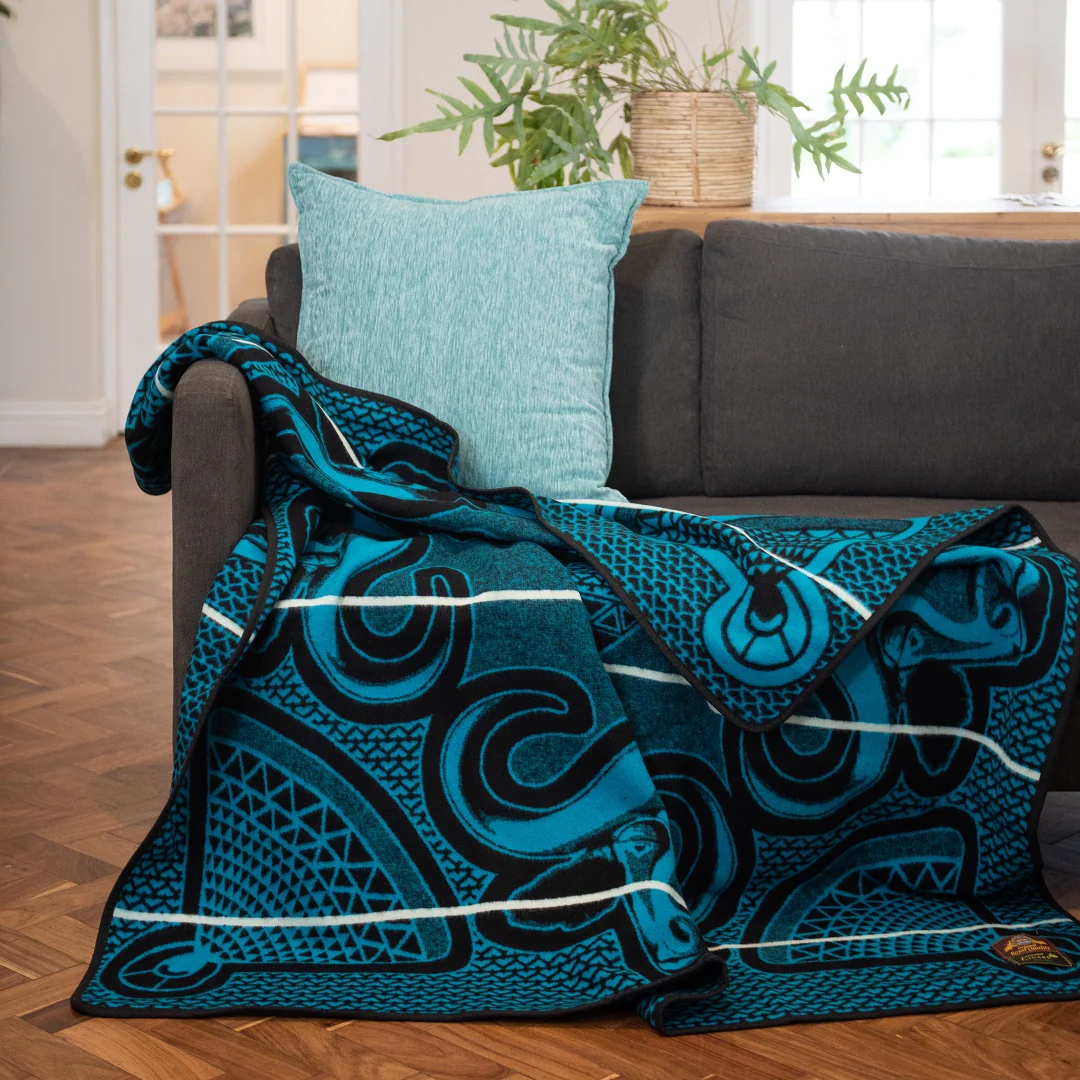 Linare Black / Peacock / Natural Blankets / Aranda