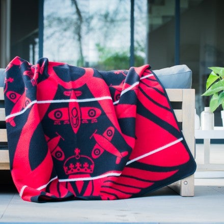 Victoria England - Spitfire | Scarlet / Natural Blankets / Aranda