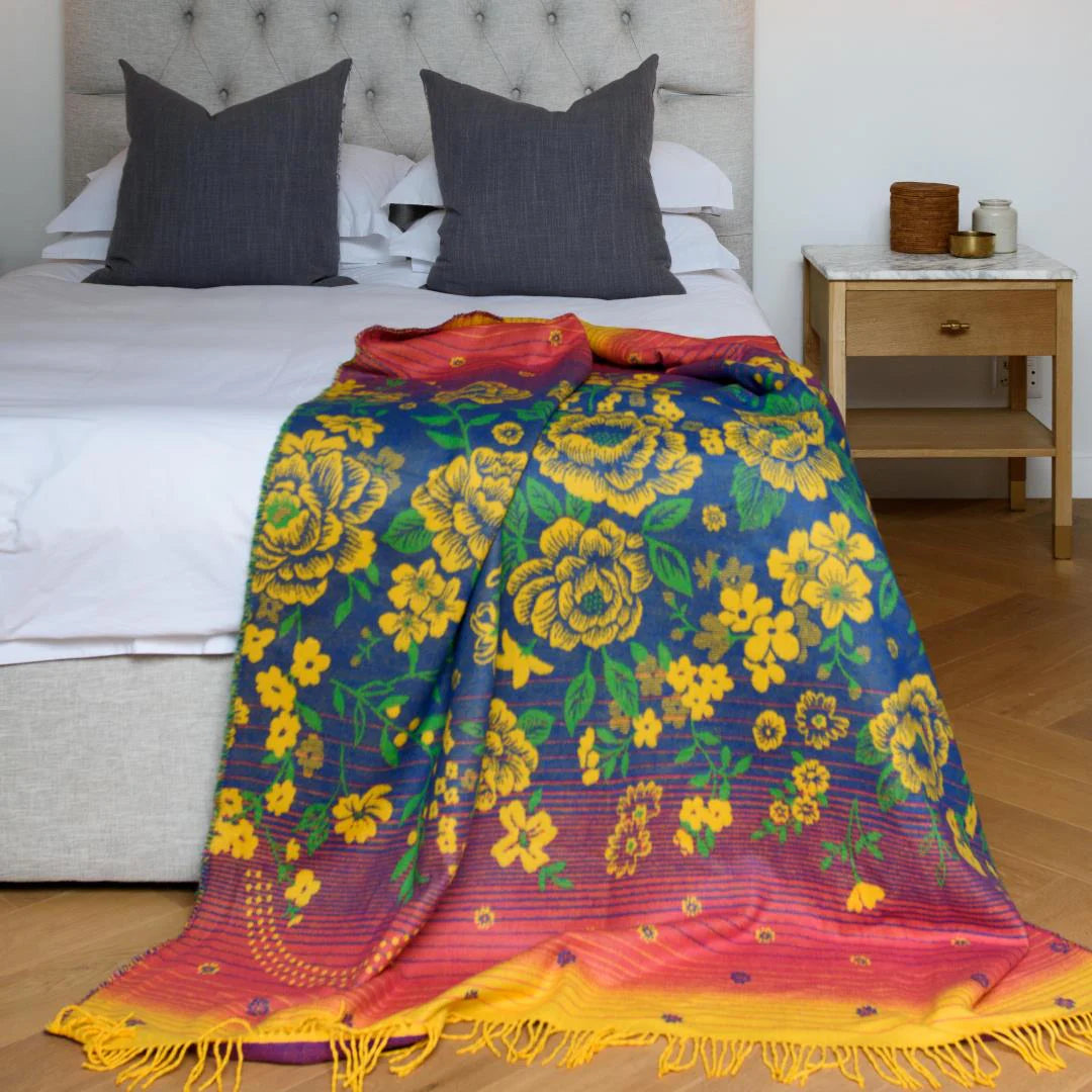 Tsonga Bella Vita Throw — Old Royal / Cerise Blankets / My Africa