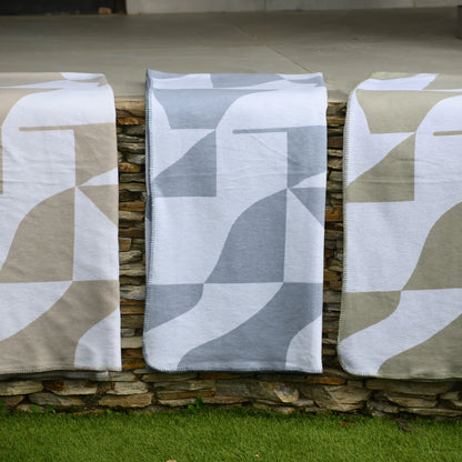Amanda Cotton - Shapes | Cobblestone/White
