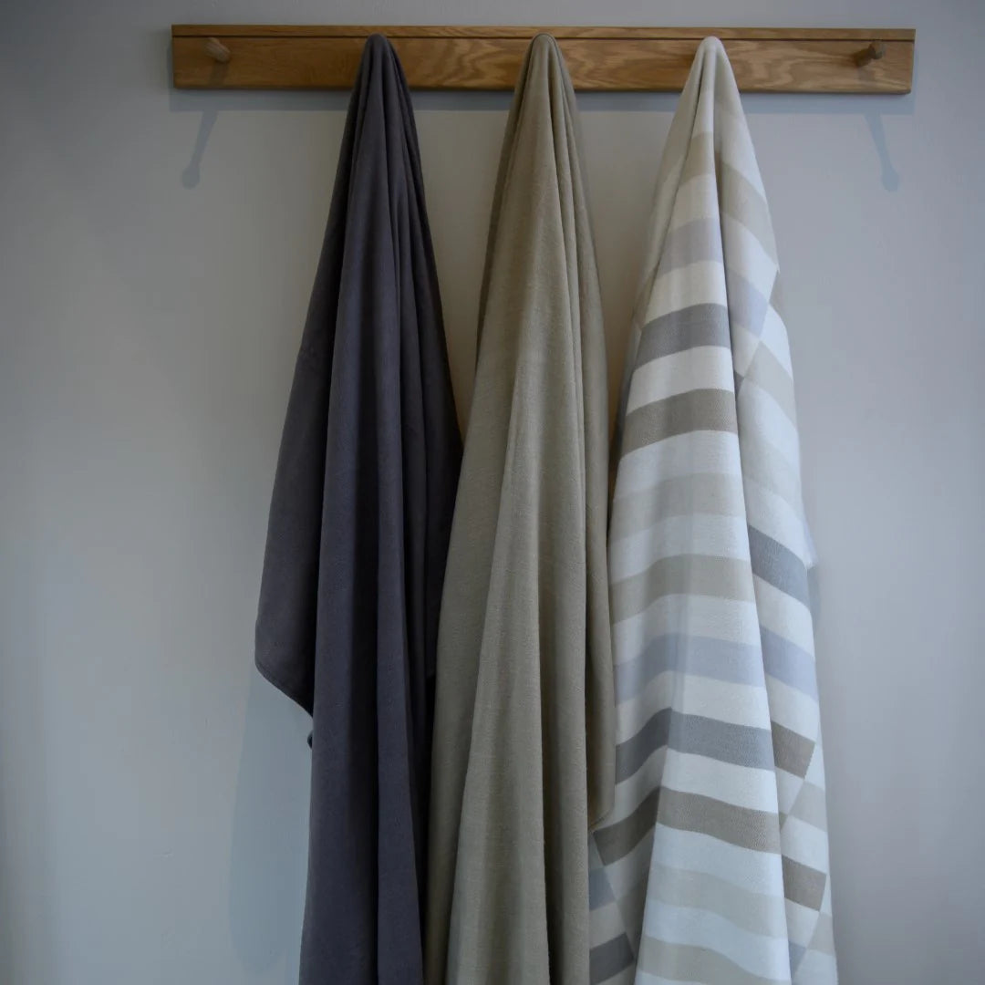 Bella Vita – Sequence | Wild Dove / Oyster Grey