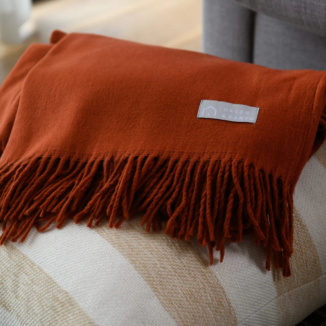 Melody - Plain | Cinnabar Blankets / Aranda