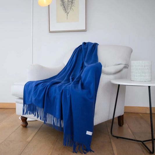 Melody Plain Throw in Midnight – deep navy acrylic blanket