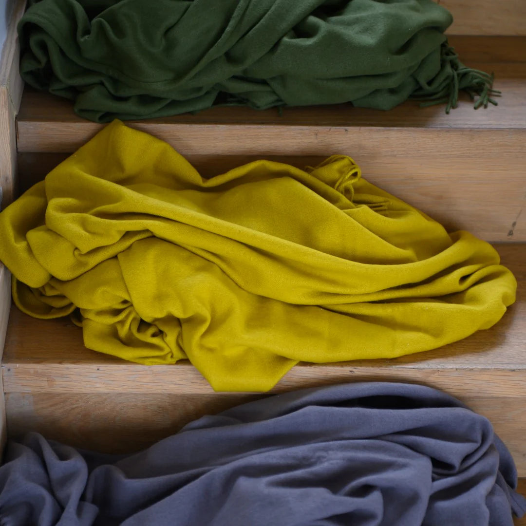 Melody - Plain | Nugget Gold Blankets / Aranda