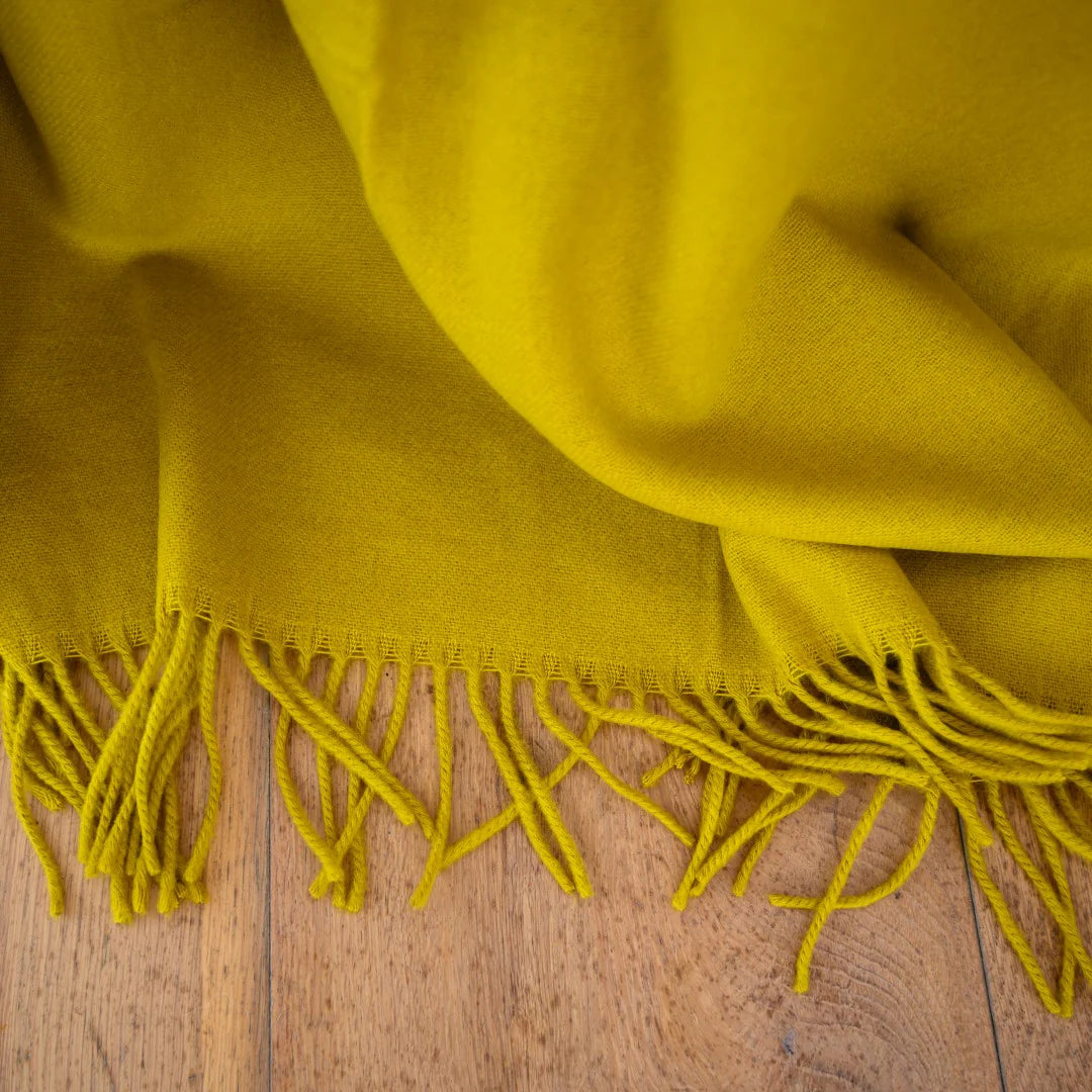 Melody - Plain | Nugget Gold Blankets / Aranda