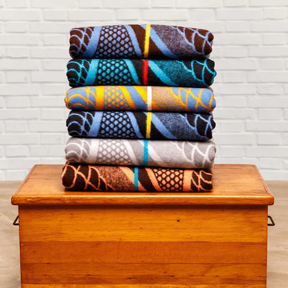 Authentic Basotho Blanket – Sefate Poone Black/Yolk/Natural – Handcrafted Geometric Design