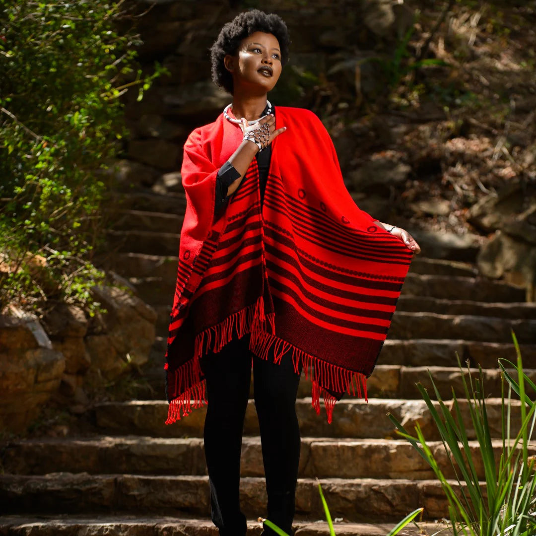 High Bulk Jacquard Wrap – Xhosa | Black/Bengal Red Blankets / Aranda