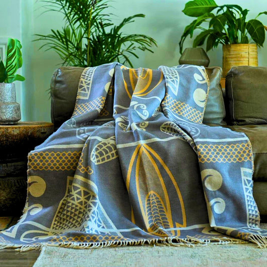 Bella Vita Basotho Throw Blanket – My Africa Collection | Iron/Bone – Triple Jacquard Weave